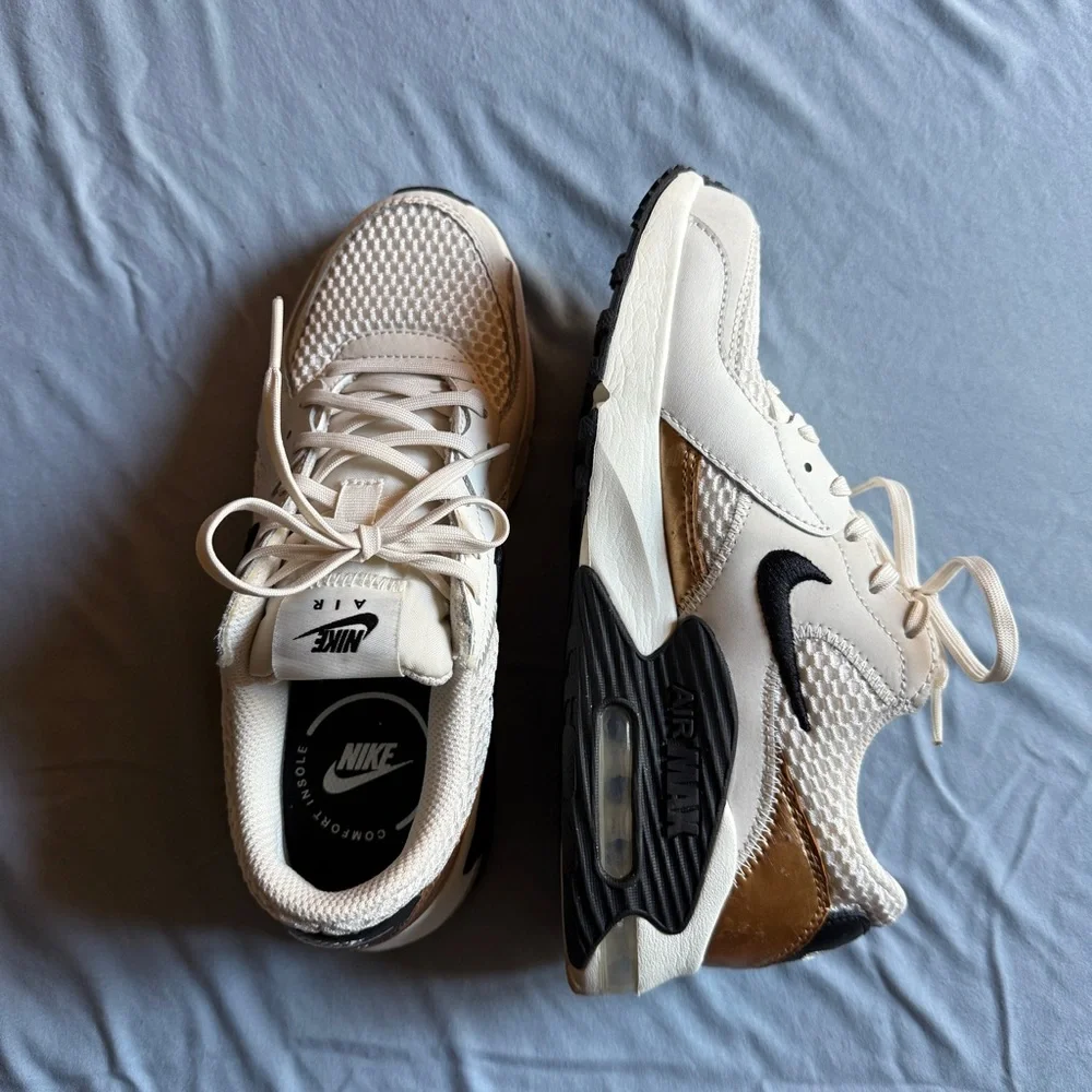 Nike Air Max 90 Sneakers - Picture 1 of 4